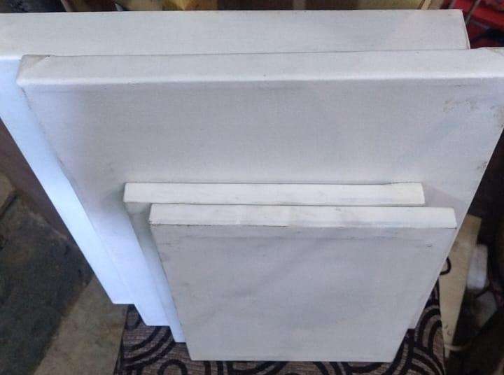 4 artist canvasses on wooden frames, various sizes