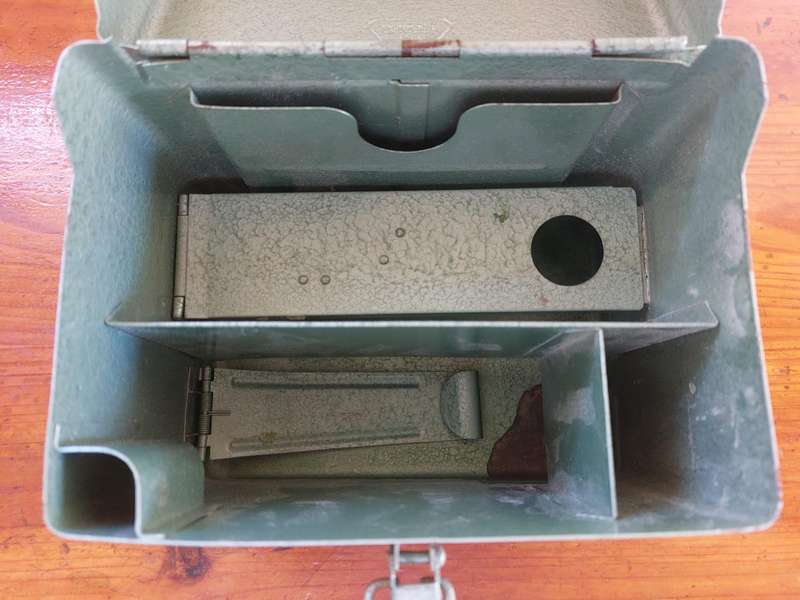 Vintage Drager multi-gas detector 2131 (CASE ONLY - NO KIT)