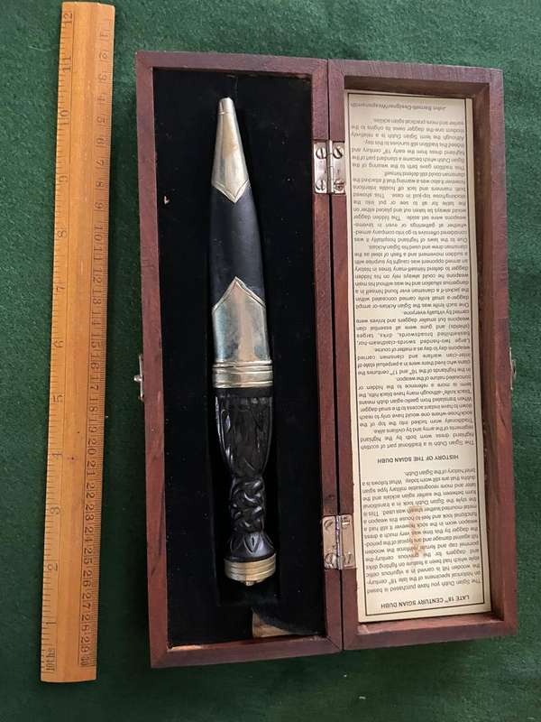 Scottish Sgian Dubh : Dress knife with Box