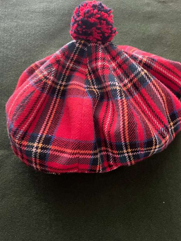 Scottish Tam O Shanter Hat - nice condition