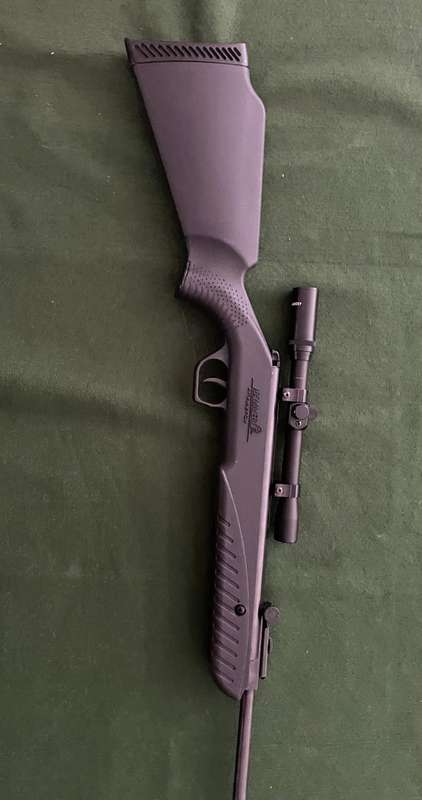 Rifle : Air Soft Rifle  Hammerli AR Firefox Air Rifle - scope and Rifle Carry Bag : Excellent buy
