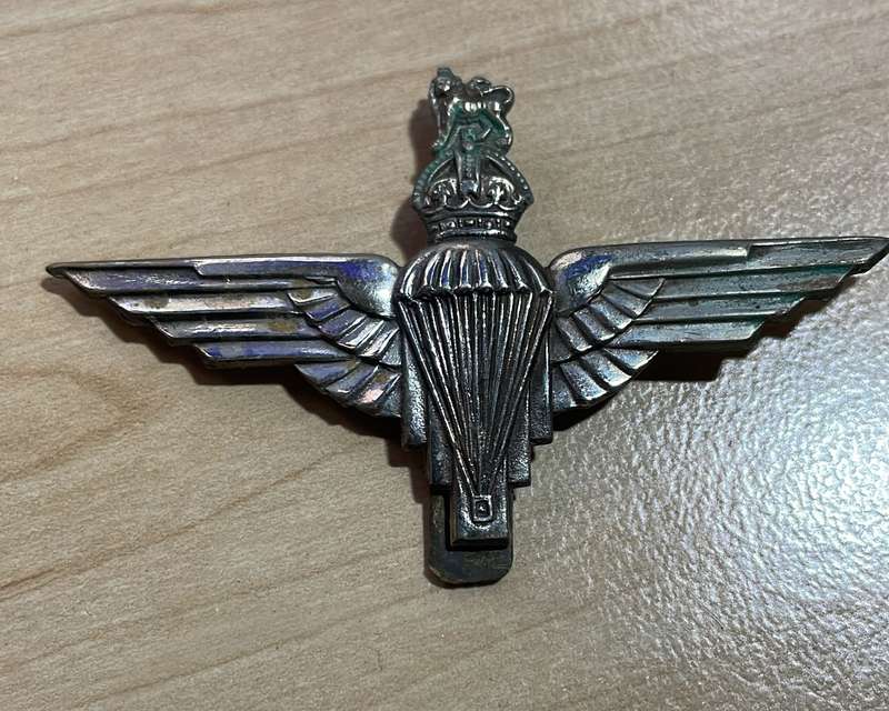 British Parabat Beret Badge