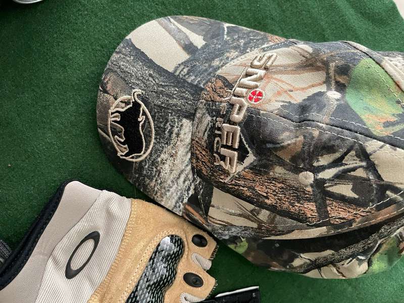 Shooting Job Lot : Gloves / Camo Tape / Sniper Peak Hat and other - take a look
