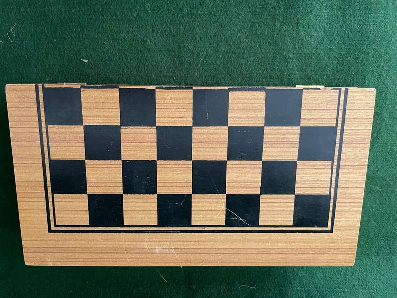 Beautiful old wooden Game set  : Chess set & Backgammon set - nice condition - folds