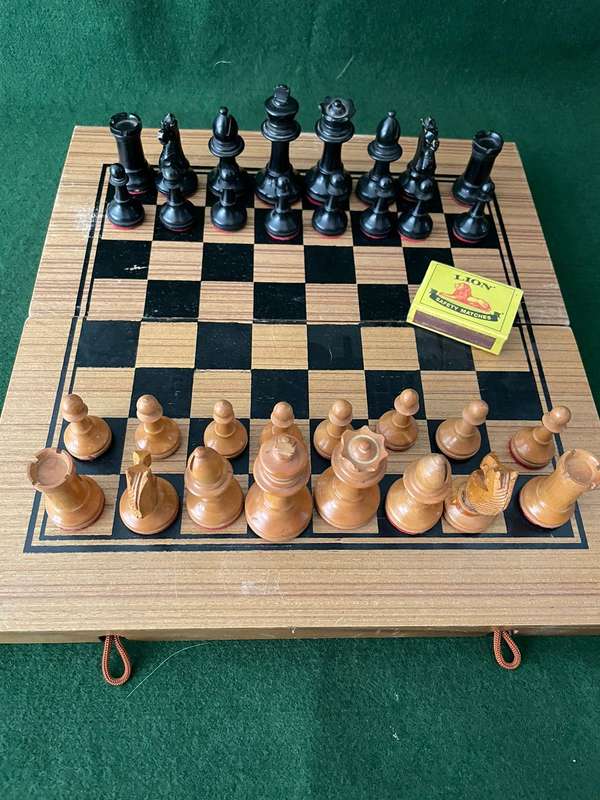 Beautiful old wooden Game set  : Chess set & Backgammon set - nice condition - folds