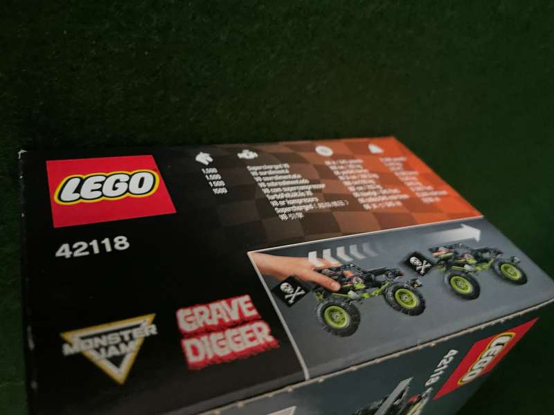 Lego : Monster Jam Grave Digger # 42118 - never been opened - excellent condition - collectors item