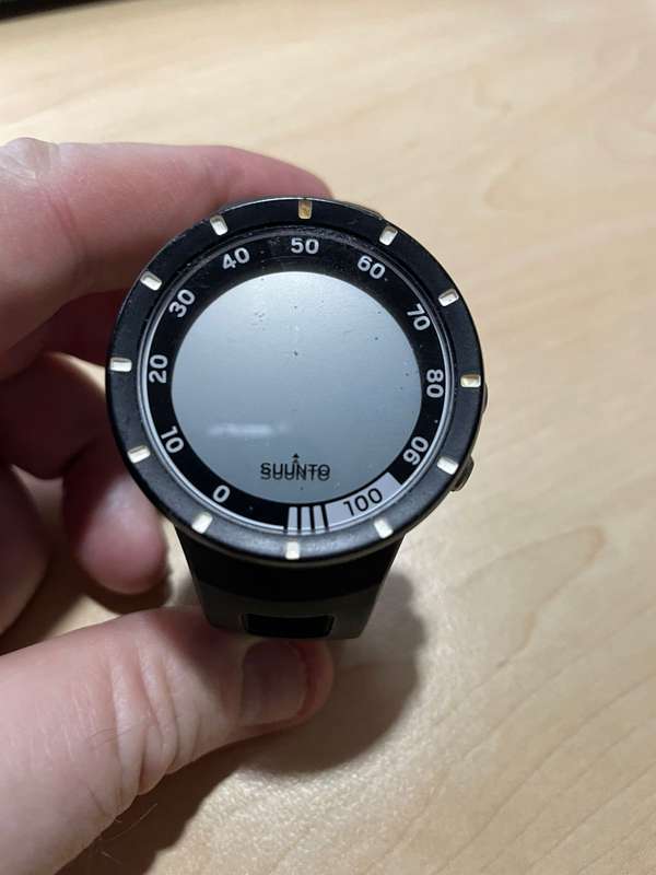 Watch : Suunto Quest Digital Watch - just needs a battery - it works