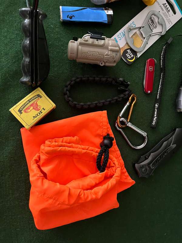 Outdoor Survival kit : take a look : Torches / firelighters / knife / other - great items