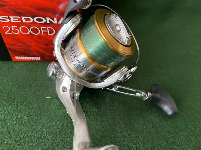 Bass reel : Shimano Sedona 2500FD - with backing and braid line - never been used