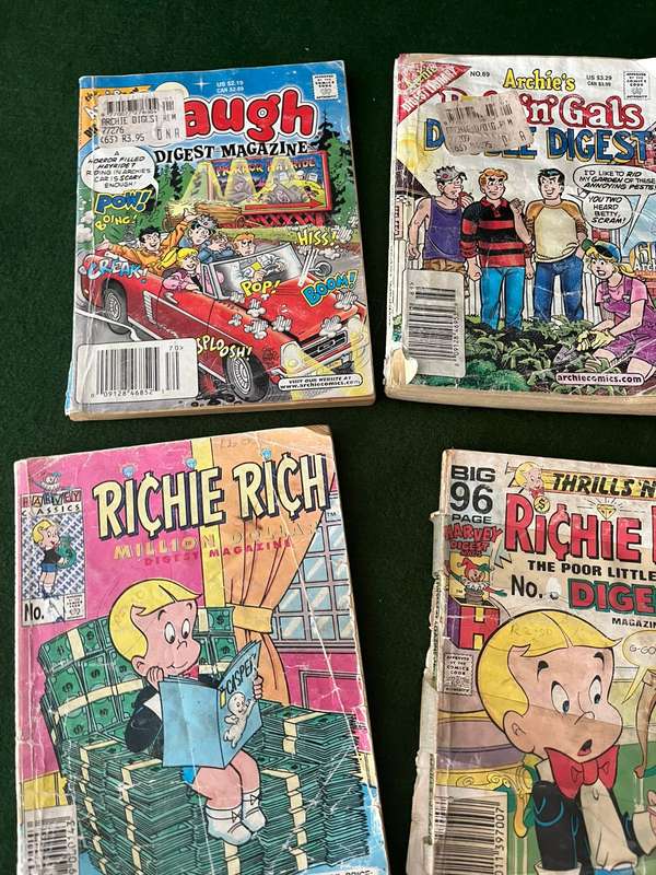 Comics : Archie & Jughead / Richie Rich comics - these are a blast from the past - good condition