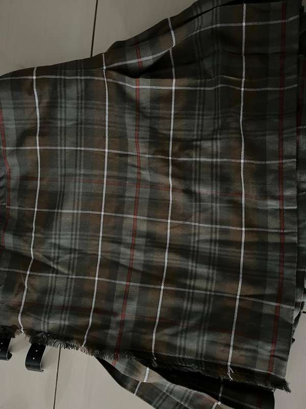 Scottish Kilt : Mckenzie Weathered Kilt : Size 42 to 44 waist / length 25inch - excellent condition