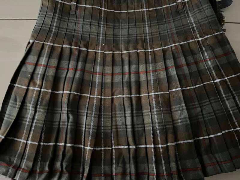 Scottish Kilt : Mckenzie Weathered Kilt : Size 42 to 44 waist / length 25inch - excellent condition