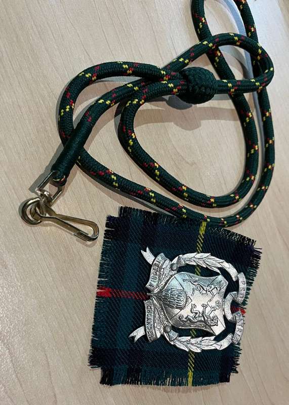 SADF Infantry : Pretoria Highlanders Tam O Shanter badge with tartan backing and Lanyard