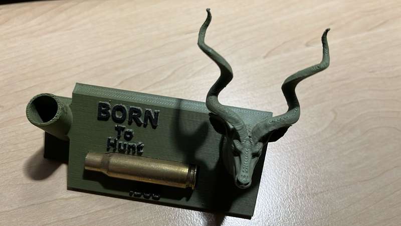 Hunting Pen holder : Pen holder for desk - nice item