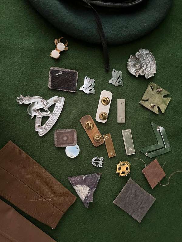 Job lot of SADF stable belt, beret, badges, rank etc