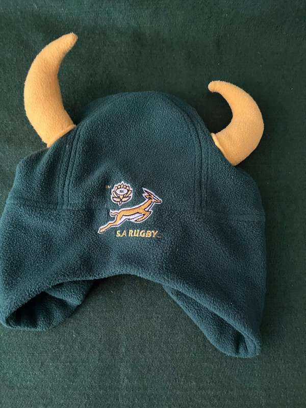 Springbok supporters hat / beanie has horns