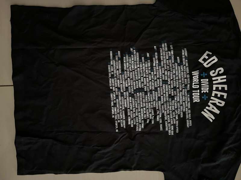 Music Concert Memorablia Ed Sheeran Concert T-Shirt: Divide World Tour Size XL