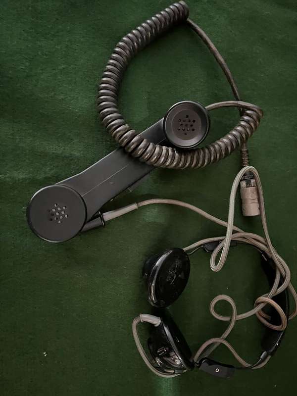 SADF : Radio hand set equipment - definitely from the Border War