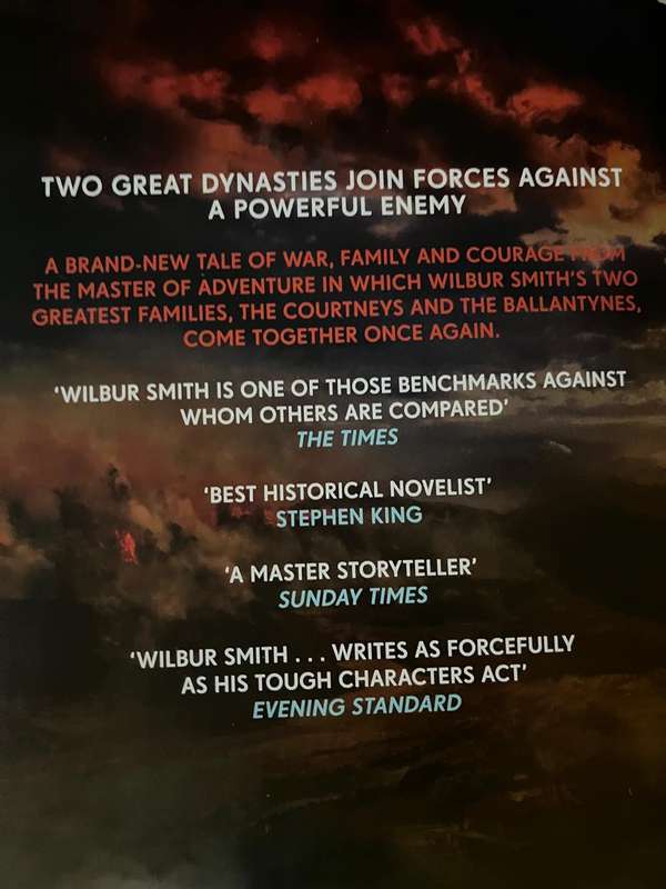 Wilbur Smith : New Book : Fire on the Horizon , Excellent condition