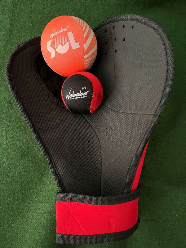 Water game Balls : Waboba balls plus glove : two balls - excellent sports items