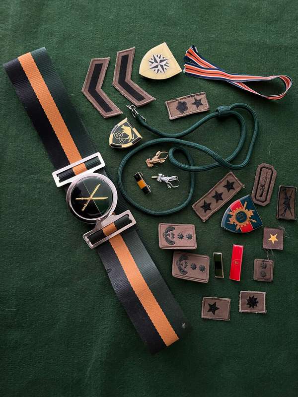 SADF : SA Infantry Job lot : Badges / Rank / Stable belt etc