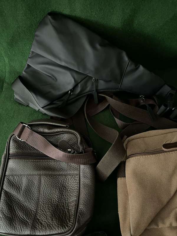 4 Shoulder Bags