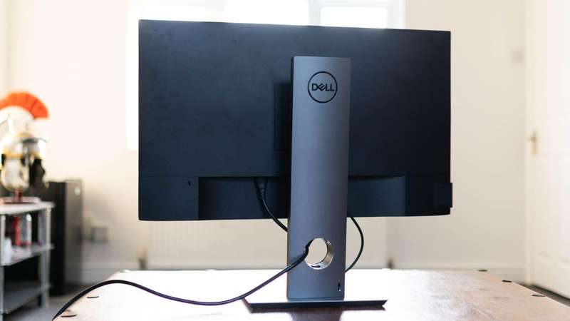 Dell OptiPlex 7070 Ultra Small Desktop , Core i5-8365U, 8GB RAM, 256GB SSD, + 24" DELL MONITOR