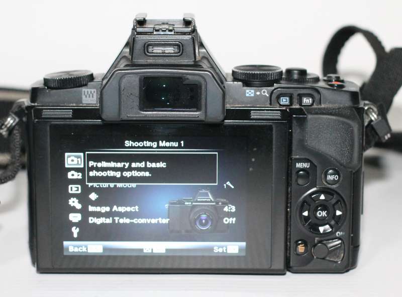 Olympus OM-D E-M5 Camera with 12-50mm f3.5/5.6 Power Zoom Lens