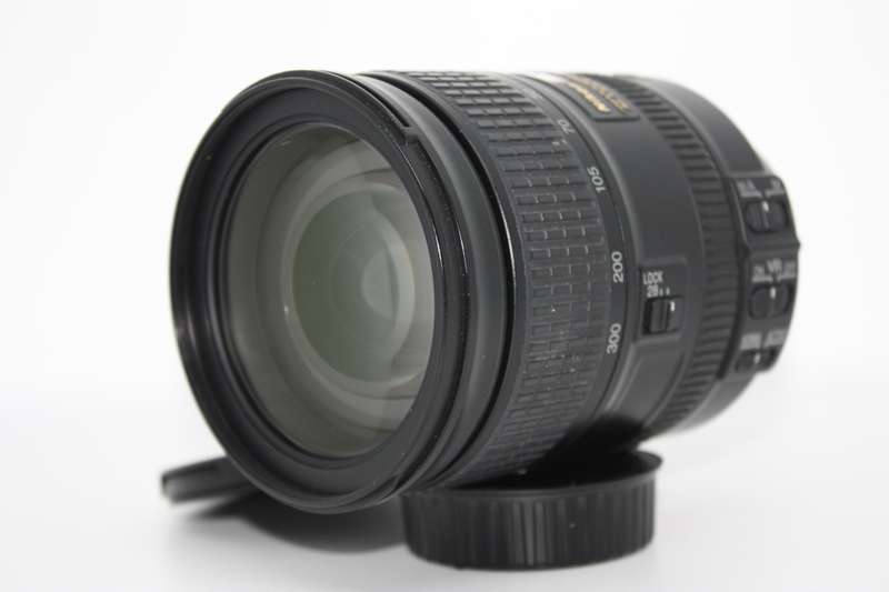 Nikon AF-S 28-300mm f/3.5-5.6 G ED VR Lens