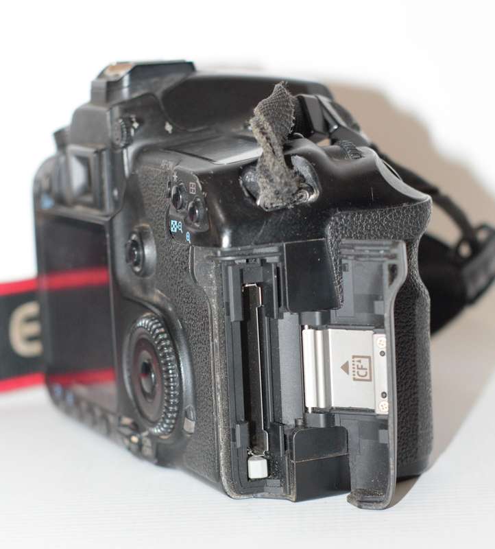 Canon EOS 50D 15MP DSLR ( BODY)