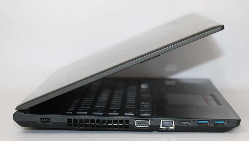 Lenovo E51-80 , Intel Core i7-6500U,  8GB RAM, 256GB SSD, 2GB AMD Radeon R5 M330 GDDR5, 15.6" HD