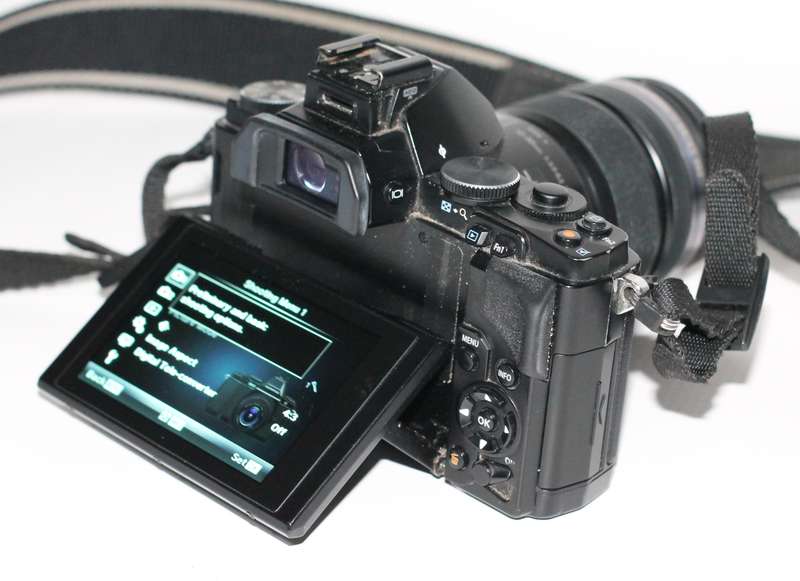Olympus OM-D E-M5 Camera with 12-50mm f3.5/5.6 Power Zoom Lens