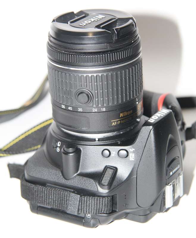 Nikon D5600 , 24MP DSLR ,FULL HD MOVIES ,WITH 18-55mm DX VR Lens, VERY LOW SHUTTER OF 2056