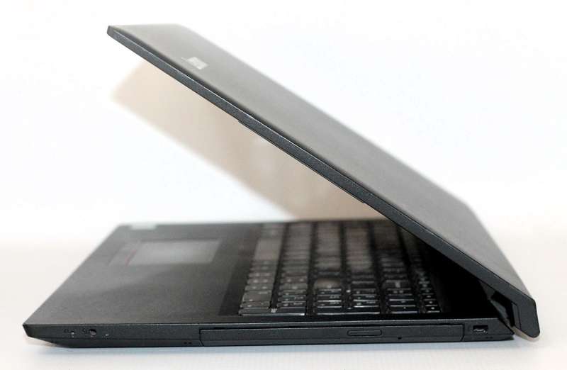 Lenovo V110 Intel Core i3-6006U ,8GB Ram, 256GB SSD, Intel HD Graphics 520 , 15.6" HD 1366X 768