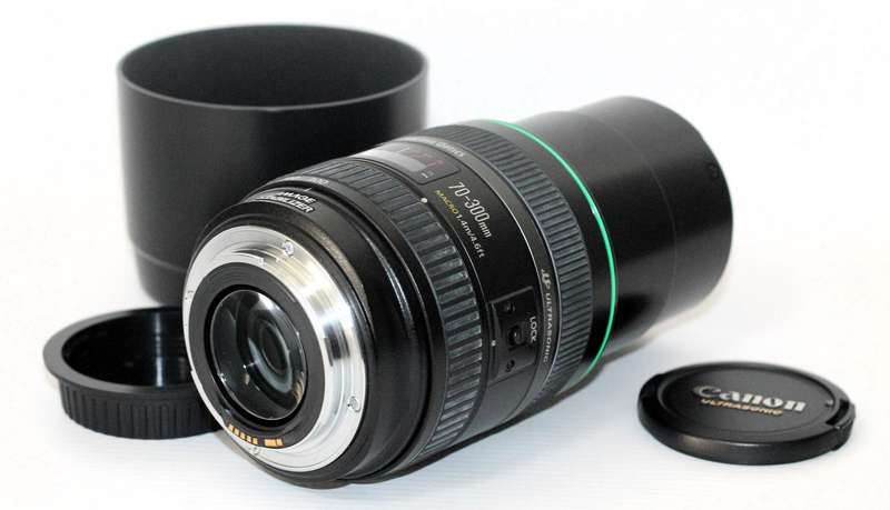 Canon EF 70-300mm f/4.5-5.6 DO IS USM