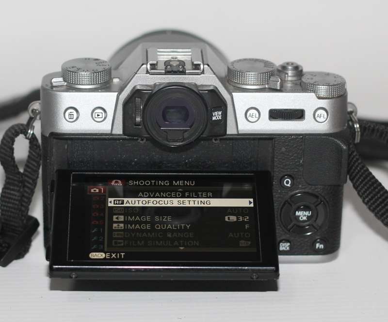 Fujifilm X-T10 Body Black Mirrorless Digital Camera With  Fujifilm XF 33mm f/1.4 R LM WR Lens