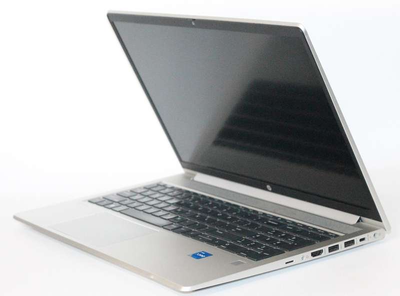 HP ProBook 450 G9 15.6' Core i5-1235U ,8GB RAM ,512GB SSD Full HD 1920 X 1080, Win 11 Pro