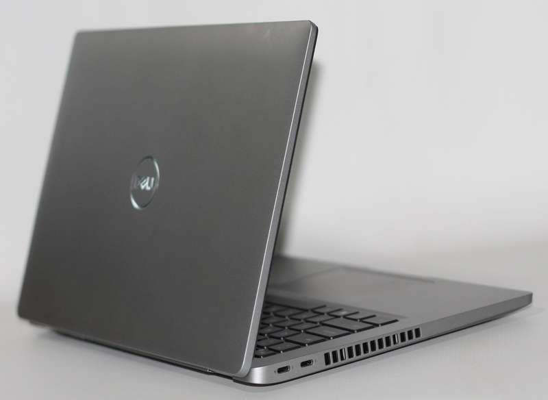 Dell Latitude 5430 Deca-Core i7-1265U 16GB RAM 512GB SSD 14.0" FHD (1920x1080) , Win 11 Pro Laptop