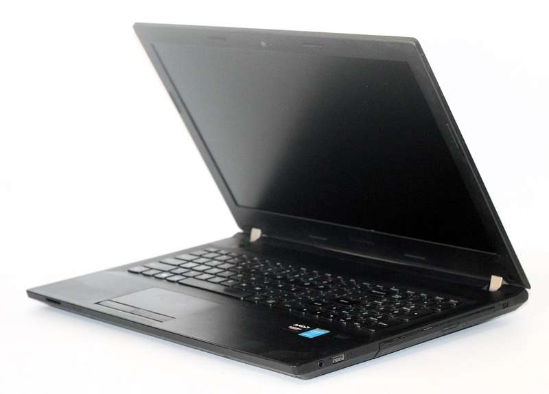 Lenovo E50  Intel Core i5-7500U @2.40GHz, 16GB Ram,  256GB SSD, 2GB AMD ATI Pro R5 M330, 15" HD