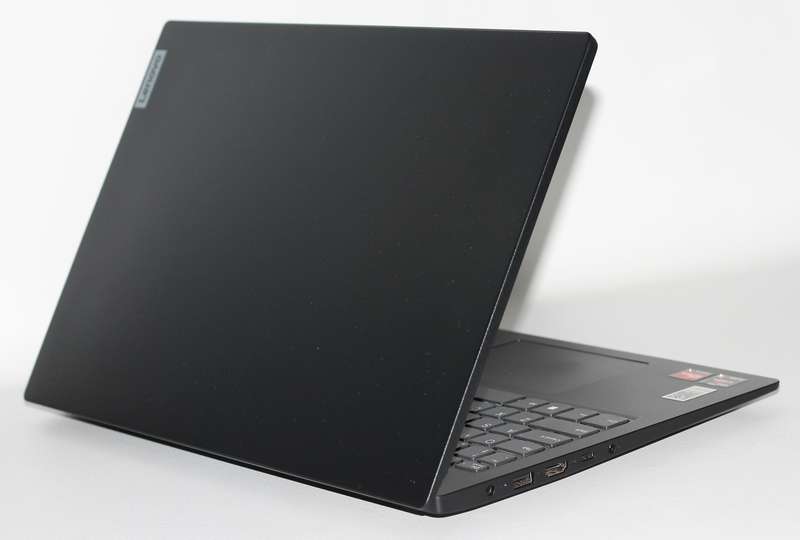Lenovo V15 G4 AMD Ryzen 3 7320U 2.40GHz, 8GB Ram , 256GB SSD ,15.6" Full HD (1920x1080) Windows 11