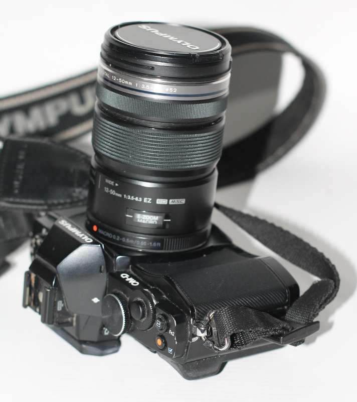 Olympus OM-D E-M5 Camera with 12-50mm f3.5/5.6 Power Zoom Lens