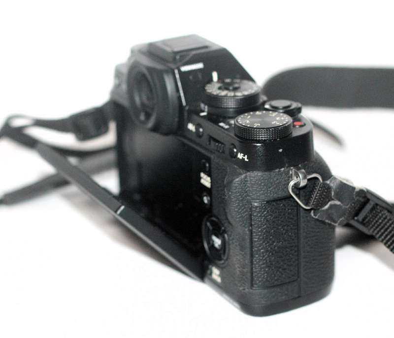 Fujifilm X-T1 16 MP Mirrorless Digital Camera with 3.0-Inch LCD (Body Only) (Weather Resistant)