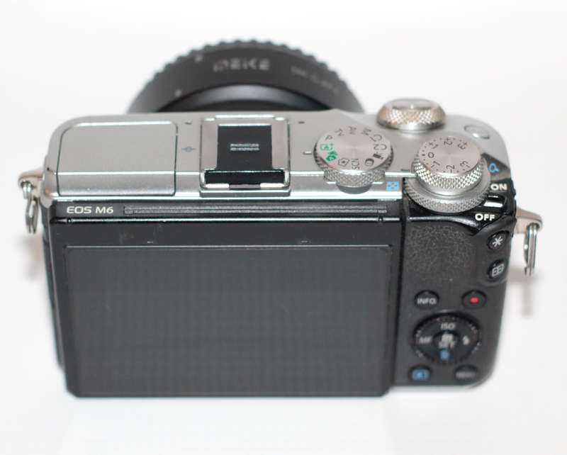 Canon EOS M6 24.2MP WITH Meike MK-C-AF4 EF to M Autofocus Adapter , CHARGER