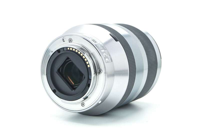 Sony E 18-200mm f/3.5-6.3 OSS Lens (E Mount)