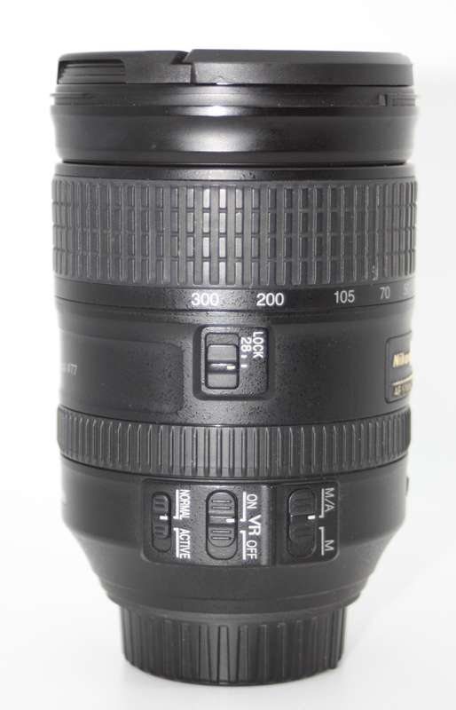 Nikon AF-S 28-300mm f/3.5-5.6 G ED VR Lens