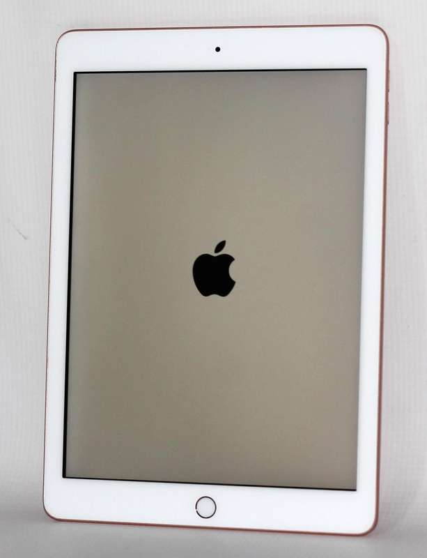 Apple  iPad 6th Gen 9.7-inch Wi-Fi 128GB