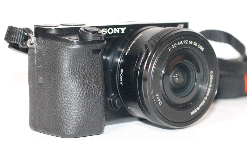 Sony Alpha a6000 Mirrorless Digital Camera with 16-50mm Lens (Black)