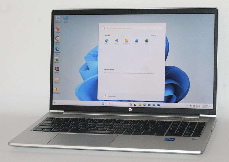 HP ProBook 450 G9 15.6' Core i5-1235U ,8GB RAM ,512GB SSD Full HD 1920 X 1080, Win 11 Pro