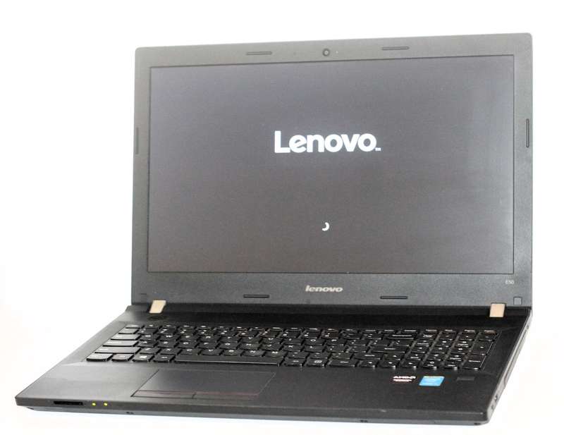Lenovo E50  Intel Core i5-7500U @2.40GHz, 16GB Ram,  256GB SSD, 2GB AMD ATI Pro R5 M330, 15" HD