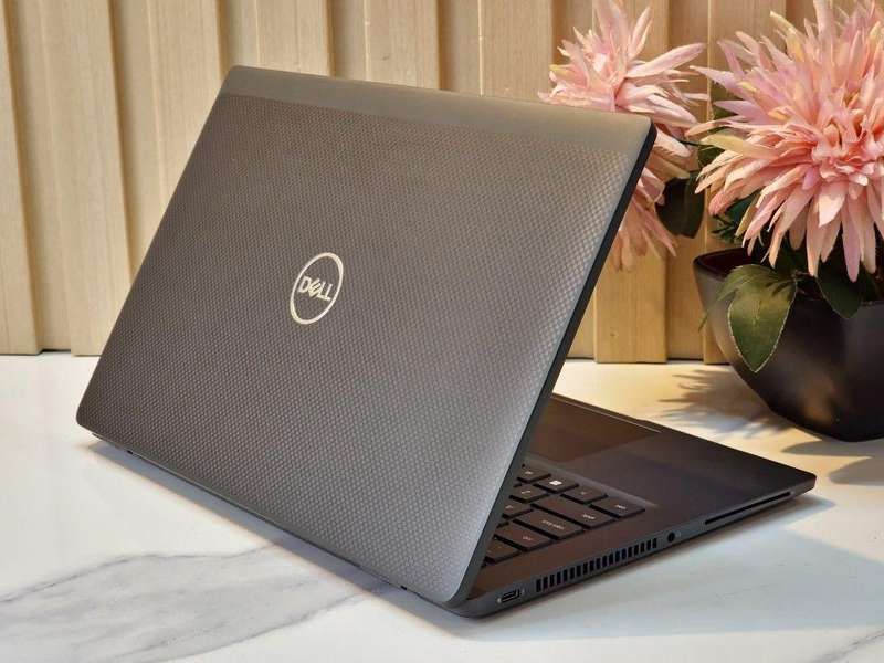 Dell Latitude 7420 Intel Core i7-1185G7 @3.00GHz , 16 GB Ram , 512GB SSD , 14" FHD Display